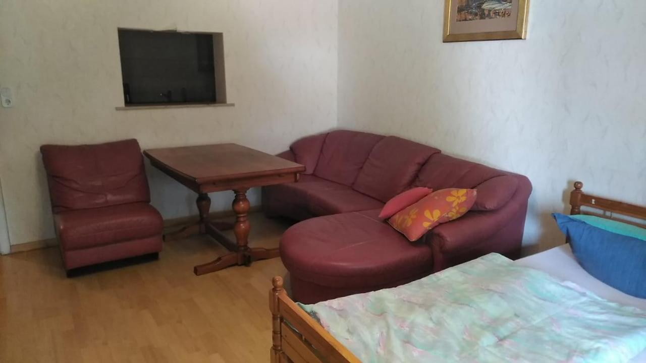 Kamen 2 Zimmer Apartment Stuttgart Bagian luar foto
